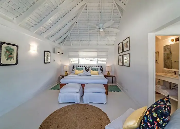 Hospitality Expert Eden View Pool Chef Villa Montego Bay