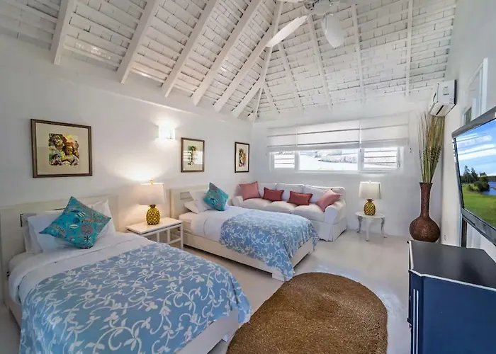 Villa Hospitality Expert Eden View Pool Chef Montego Bay