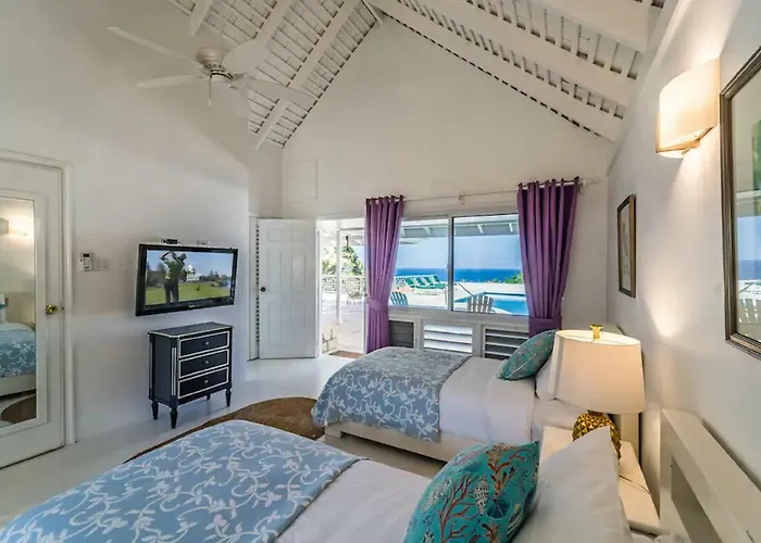 Villa Hospitality Expert Eden View Pool Chef Montego Bay