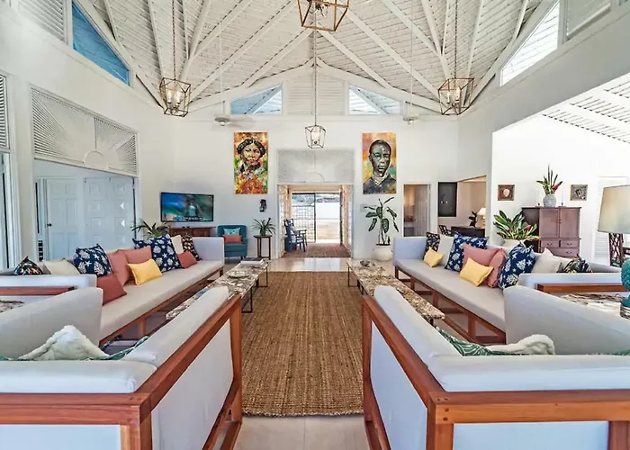 Hospitality Expert Eden View Pool Chef * Montego Bay