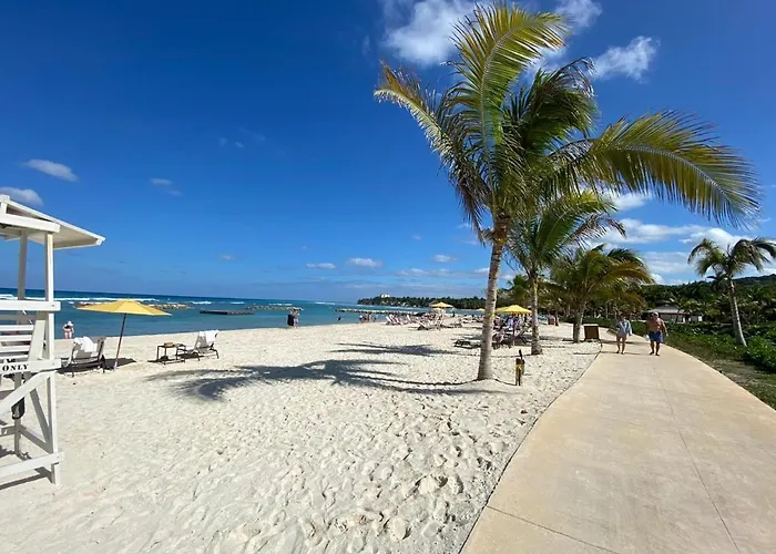 Hospitality Expert Eden View Pool Chef Montego Bay